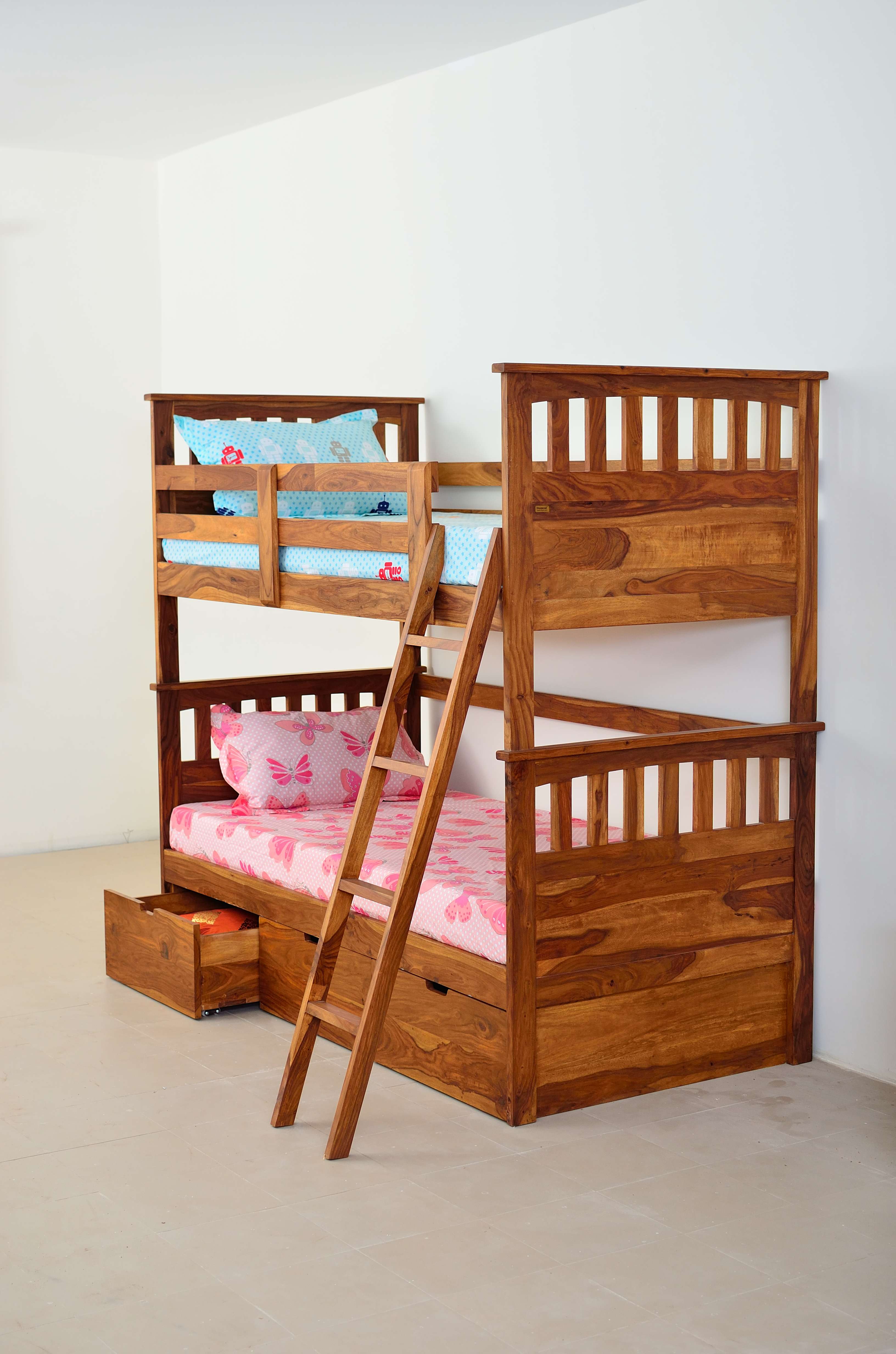 BUNK BED